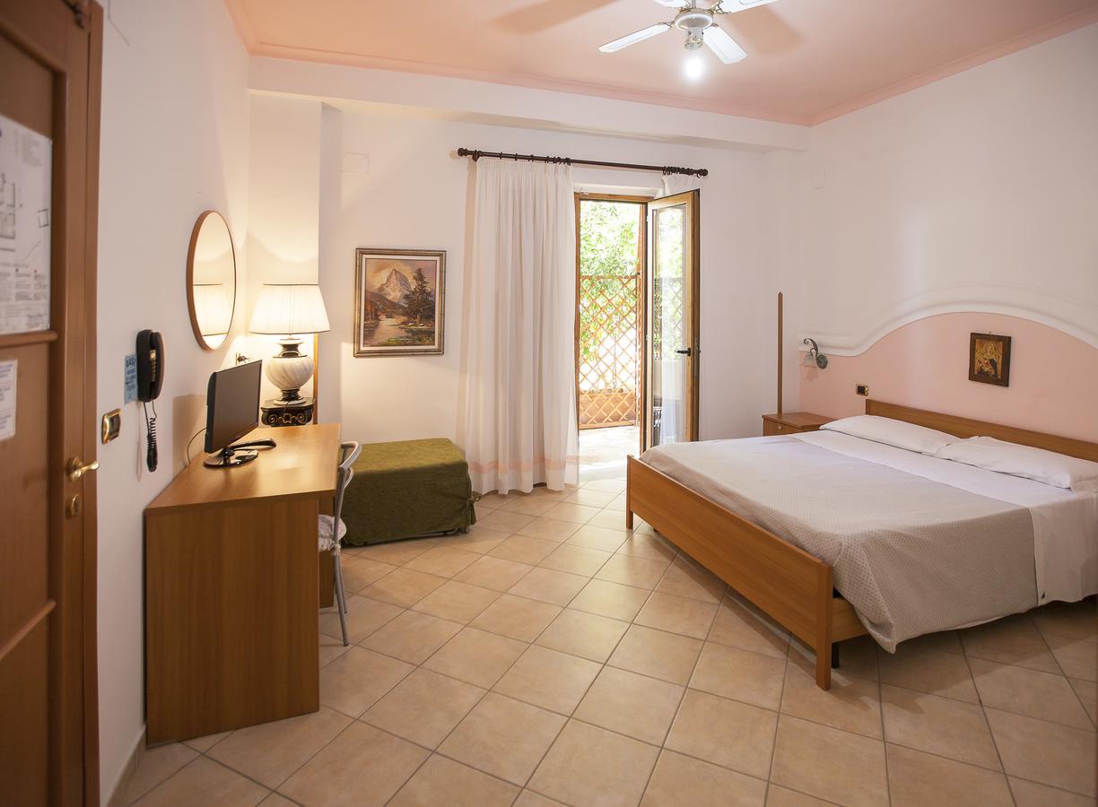 Oasi Relais Bed and Breakfast Vico Equense Εξωτερικό φωτογραφία